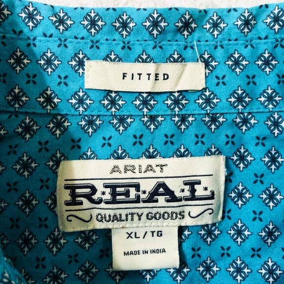 Ariat Women's Size XL Fitted Blue Geometric Button Front Western Shirt Top - Picture 3 of 7